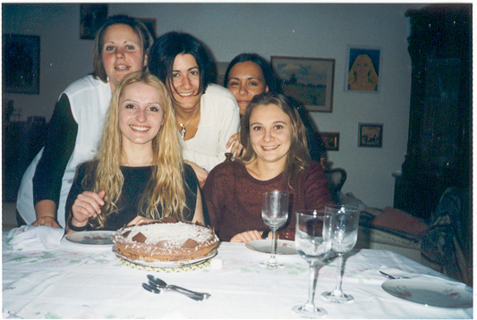 Me friends and a cake at my BDay of 2001